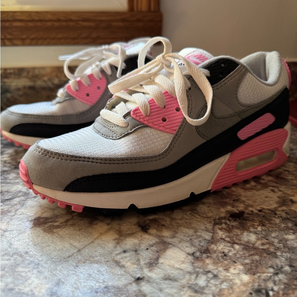 Nike Wmns Air Max 90 'Rose Pink'